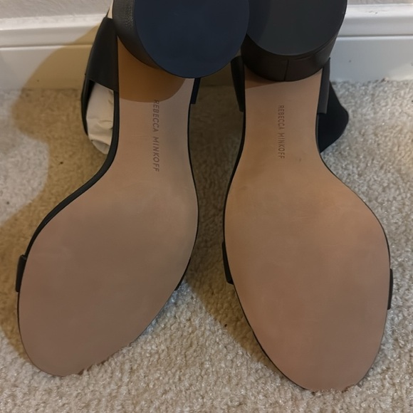 NWOT Rebecca Minkoff Malina black leather ankle strap sandal with clasp size 9.5 - Picture 7 of 8